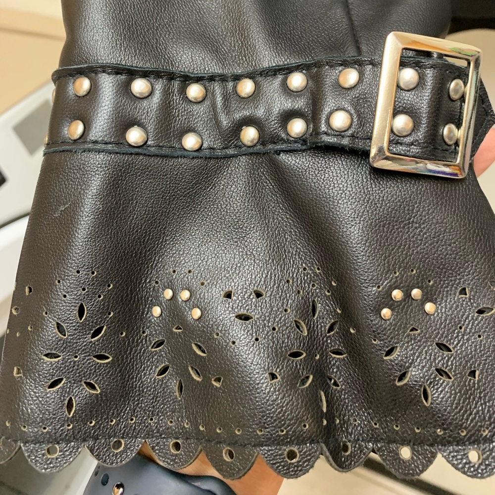 Pamela McCoy black leather jacket with studs and buckles in size M - Picture 8 of 9